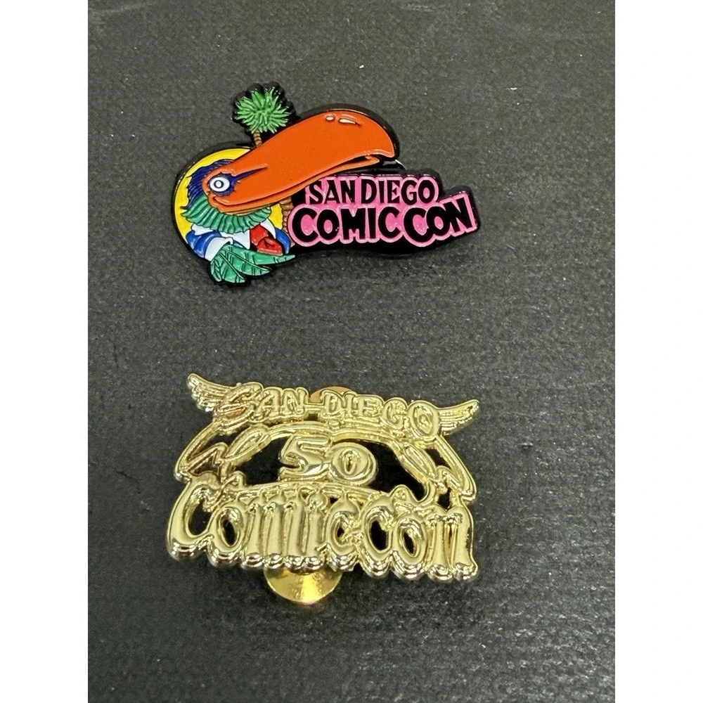 San Diego Comic Con Enamel Pins Unisex OS Gold SDCC 2019 50th Anniversary Lot 2